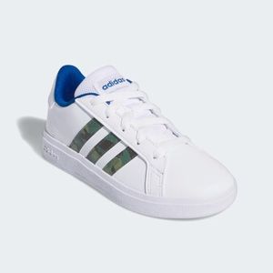 Adidas Grand Court Shoes